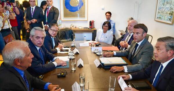 La Nación / Reúnen en Bruselas a vicepresidenta y opositor de Venezuela