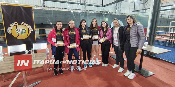 DAMAS EN CATEGORÍA DE MENORES RECAUDAN FONDOS PARA PARTICIPAR DEL MUNDIAL DE PADEL - Itapúa Noticias