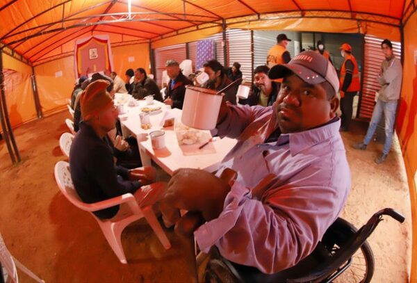 SEN rescató del frío a más de 60 personas que se encontraban en las calles - El Independiente