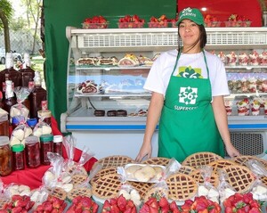 Inició oficialmente la Expo Frutilla en la Ciudad de Areguá