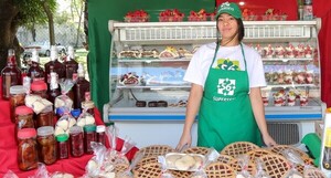 Inició oficialmente la Expo Frutilla en la Ciudad de Areguá