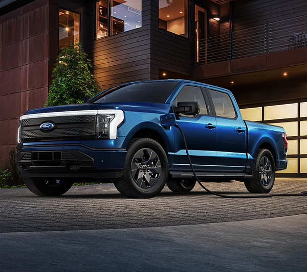 Ford rebaja hasta en 10.000 d贸lares los precios de la camioneta el茅ctrica F-150 Lightning - Revista PLUS