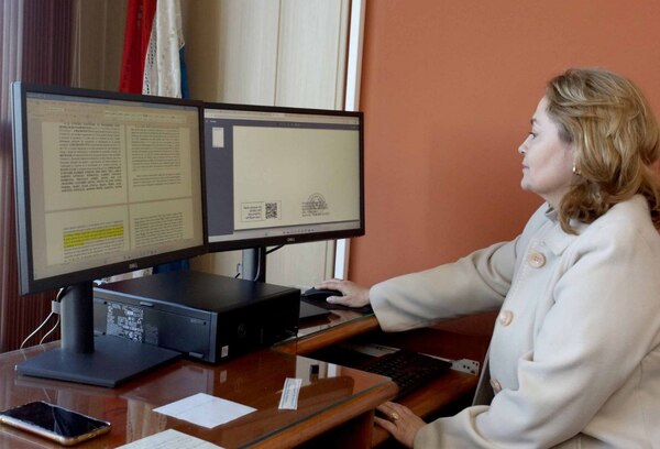 Primera firma digital en la Cámara Laboral, de Asunción - Judiciales.net