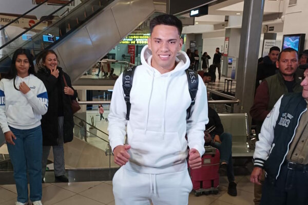 Versus / "Jugar con Messi", el sueño que se le hace realidad a Diego Gómez