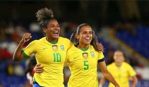 Versus / Los funcionarios en Brasil podrán llegar más tarde a sus trabajos durante el mundial femenino