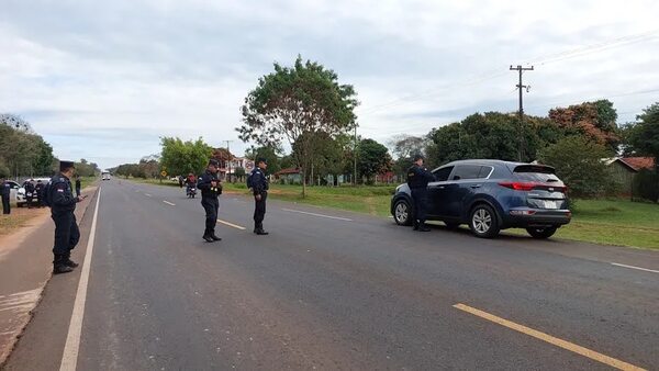 Policía ejecuta gran operativo “Ñemboty” en Yasy Cañy - Policiales - ABC Color