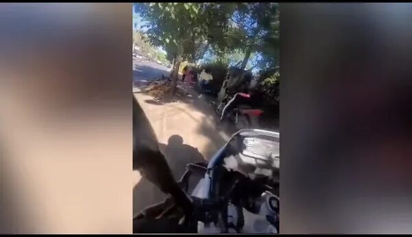 Video: PMT muestra persecución a motociclista que iba sin casco - Nacionales - ABC Color