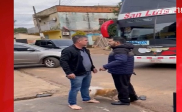 Chofer enfrentó con arma de fuego a conductor - Noticias Paraguay