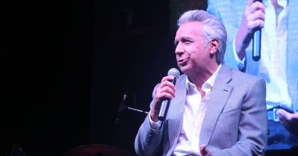 La Nación / Lenin Moreno visita a Santiago Peña para conversar sobre políticas de inclusión