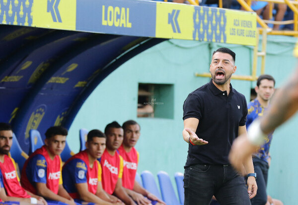 Versus / ¿Dirigiría Cerro? Julio César Cáceres fue tajante en su respuesta