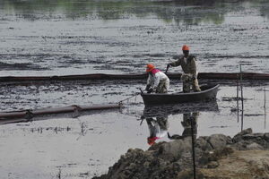 Petróleos Mexicanos admite derrame en el Atlántico pero rebaja sus efectos y alcance - MarketData