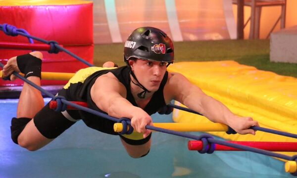 ¡INCREIBLE! El funky boy recupera su color | Telefuturo
