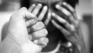 Imputan a joven que habría agredido y amenazado de muerte a su madre - Unicanal