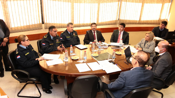 Comisión de Cultura del Senado recibió a representantes de la ISEPOL