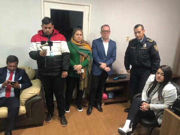 Autoridades municipales exponen reclamos de seguridad ante jefes policiales - ABC en el Este - ABC Color