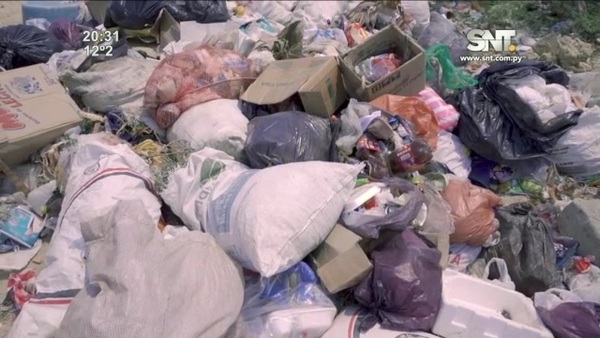 El peligro de las bolsas de plástico - SNT