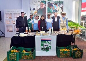 Escuelas agrícolas presentan productos en stand del MAG - Economía - ABC Color