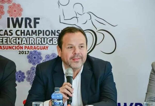 Santi Peña nomina a exrugbista futuro titular de la Dinac - Política - ABC Color