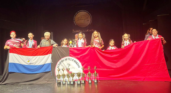 Artistas esteñas obtuvieron numerosos premios en concurso internacional de danza - La Clave