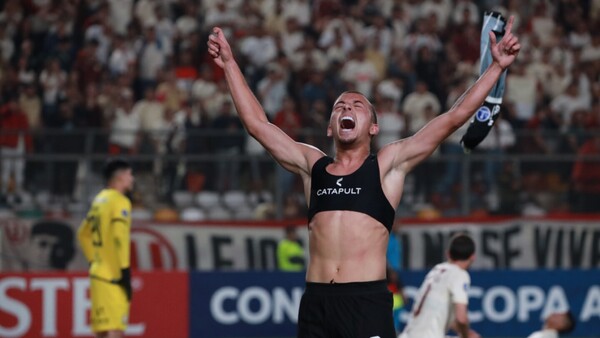 Corinthians gana de nuevo y se medirá en octavos con Newell's