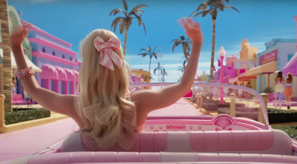 “Barbie” inunda las pantallas de rosa