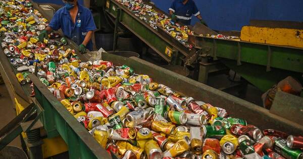La Nación / Recicla Latas: de la basura a las góndolas de Brasil, en 60 días