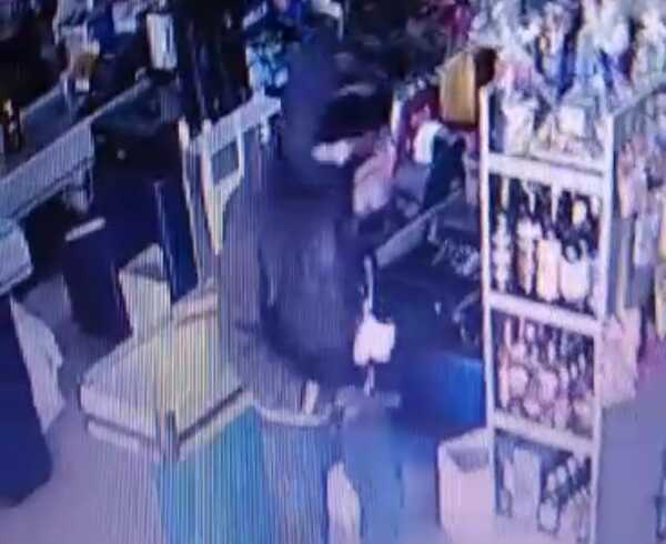 Solitario asaltante «golpea» en un supermercado | Radio Regional 660 AM