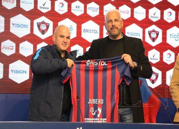 Versus / Fernando Jubero está muy cerca de volver a Cerro Porteño