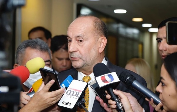 Diario HOY | "Cachito" cree que caso de Mbururu se complica aún más por no ir a audiencias