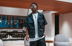 Versus / ¡Increíble! Vinícius Jr. y las cláusulas para invitar mujeres a sus fiestas