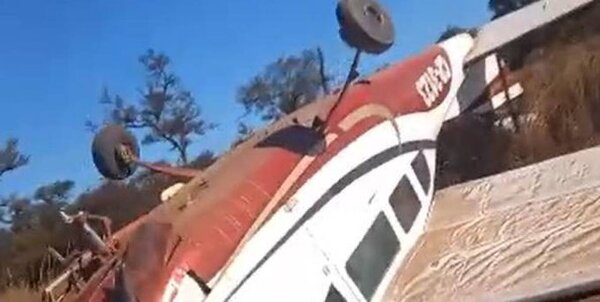 Avioneta con 324 kg de cocaína (presumen que iba a Paraguay) capotó en Chaco argentino