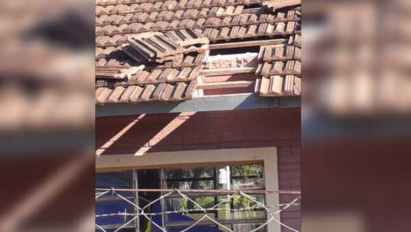 Hurtaron aire acondicionado de una de las aulas de una escuela en B° Pacú Cuá