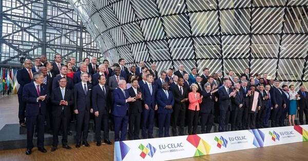 La Nación / Cumbre Celac-UE: firman declaración para mejorar relaciones económicas