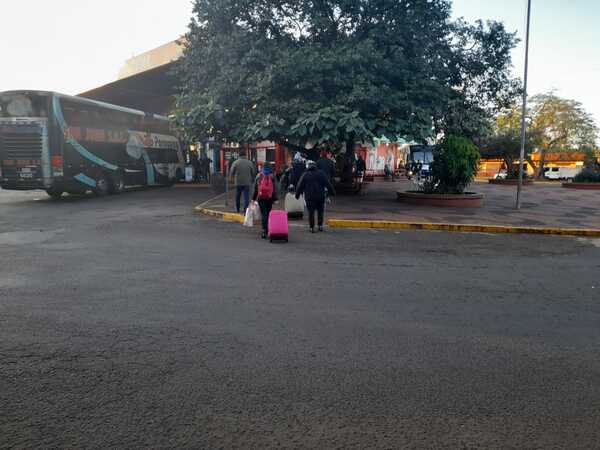 Aumenta la llegada de paraguayos desde Argentina por inicio de vacaciones de invierno