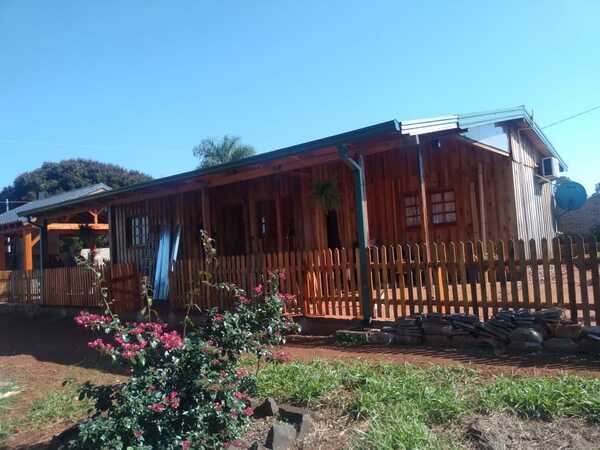 MALEANTES PERPETRAN MILLONARIO ASALTO A EXTRANJEROS EN SAN JUAN DEL PARANÁ