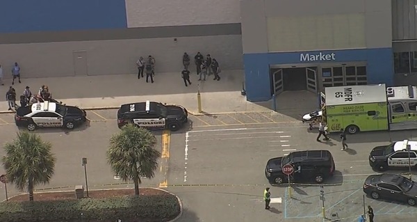 Tres heridos durante un tiroteo en un supermercado de Florida - Unicanal
