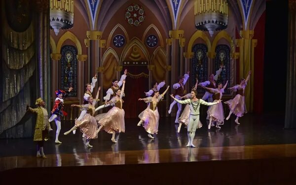 “El lago de los cisnes” se despide hoy en el BCP - Cultura - ABC Color