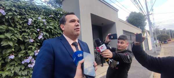 Diario HOY | Unificar SET y Aduanas traerá USD 400 millones adicionales y habría votos
