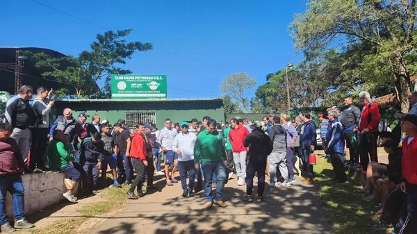 “El club no se vende”: Socios del Club Silvio Pettirossi denuncian irregularidades de la directiva - Fútbol de Ascenso de Paraguay - ABC Color