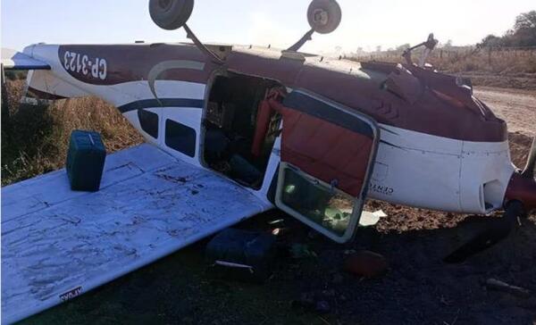 Cae narco avioneta en Chaco argentino: En su interior hallan 300 kilos de cocaína - Noticiero Paraguay