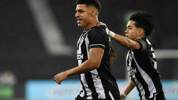 El Botafogo de Segovinha y Fernández pasa a octavos