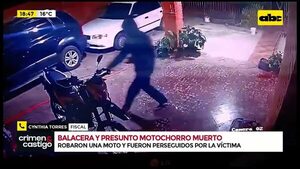 Video: Balacera y presunto motochorro muerto en Mariano Roque Alonso - Crimen y castigo - ABC Color