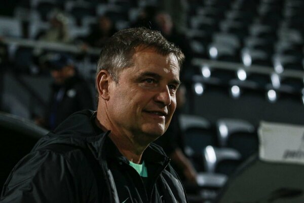 Versus / Aguirre sigue sin encontrar explicación al presente de Olimpia y asegura: "No es momento de abandonar"