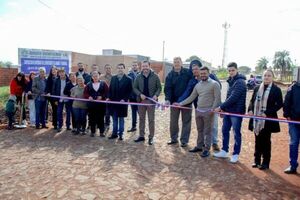 Casi 58 mil metros cuadrados de empedrado fueron inaugurados por la Gobernación de Amambay en un barrio de PJC