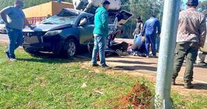 La Nación / Fallecen dos personas en accidente de tránsito