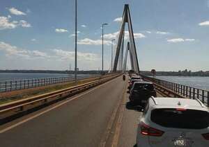 A PARTIR DE HOY PROHÍBEN CARGA ESTÁTICA SOBRE EL PUENTE INTERNACIONAL SAN ROQUE GONZÁLEZ