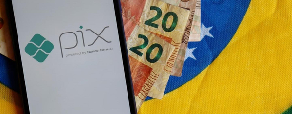 Grandes negocios de CDE usarían el PIX para evasión y blanqueo del contrabando - La Clave