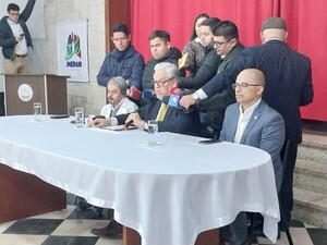 Futuro ministro de Salud presenta a sus viceministros - Unicanal