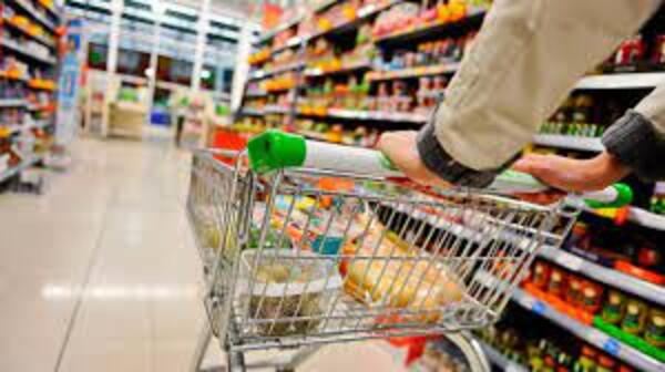 Ventas en supermercados cayeron entre un 2% y 3%
