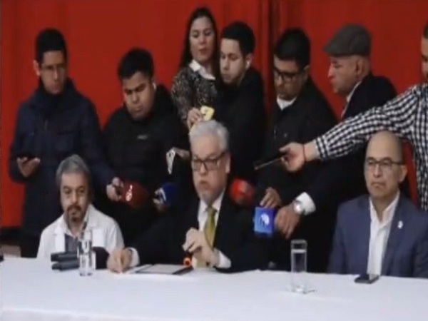 Futuro ministro de Salud presenta a sus próximos viceministros - La Tribuna